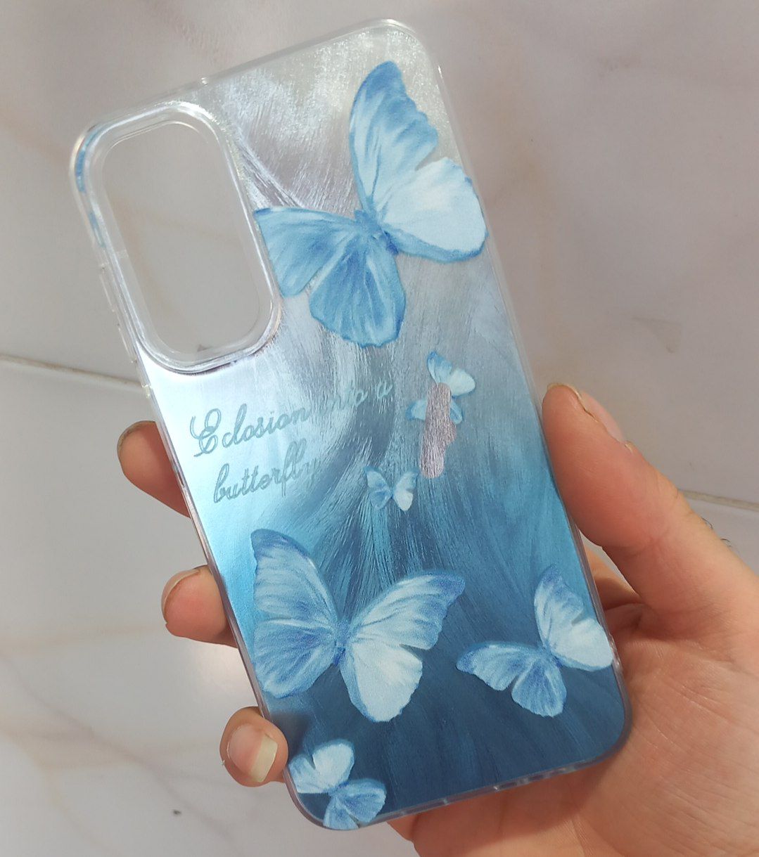 قاب فانتزی دخترانه Misty Butterfly (پروانه در مه) مناسب گوشی سامسونگ A15 🔴دارای ایراد جزئی رنگ (تخفیف ویژه) حتما قبل ثبت سفارش توضیحات را بخوانید🔴